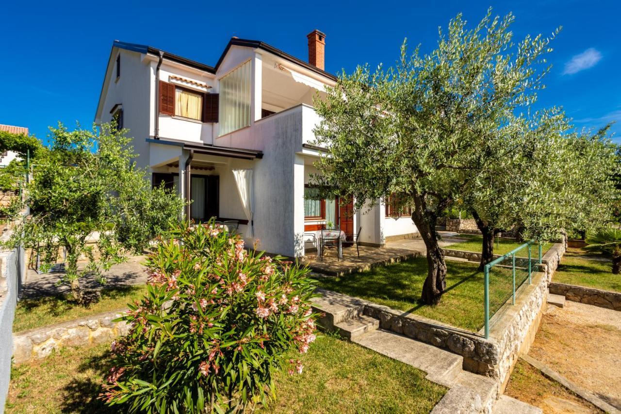 Apartments Belavic By El-Pi Tours Njivice Kültér fotó