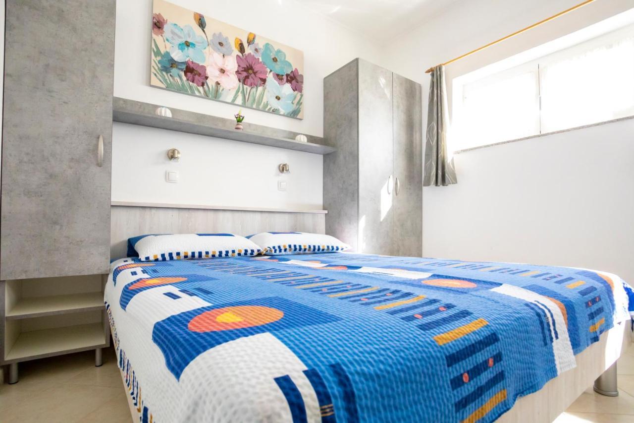 Apartments Belavic By El-Pi Tours Njivice Kültér fotó