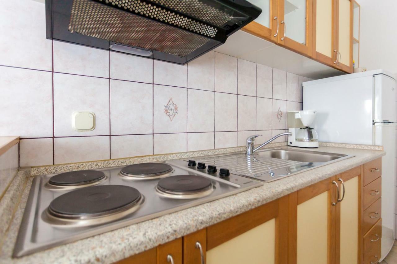 Apartments Belavic By El-Pi Tours Njivice Kültér fotó
