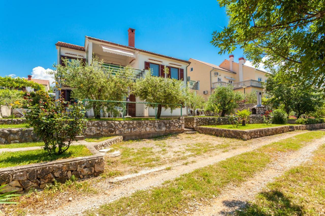 Apartments Belavic By El-Pi Tours Njivice Kültér fotó